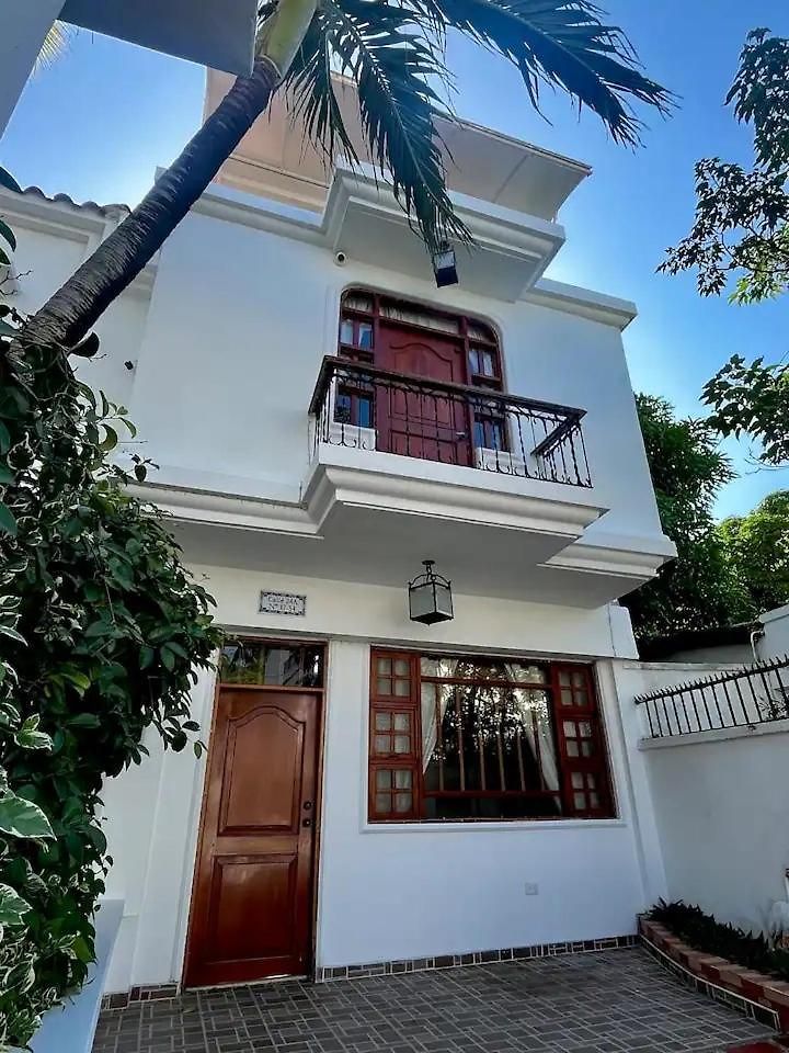 Beautiful Furnished House In Ctg Cartagena