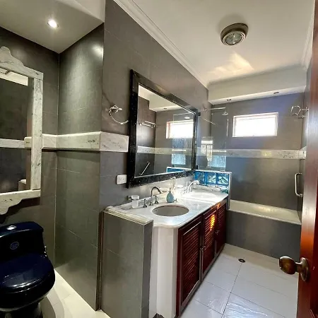 Apartamento Beautiful Furnished House In Ctg *