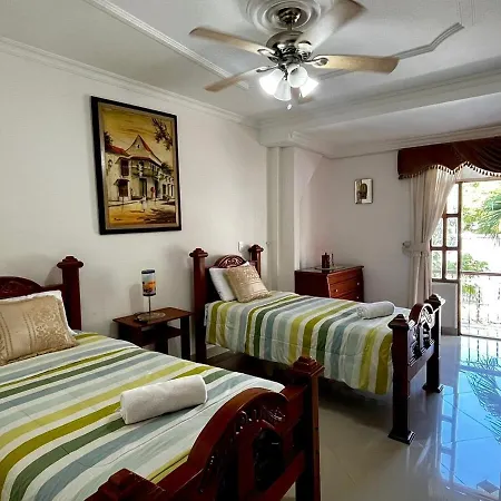 Beautiful Furnished House In Ctg * Cartagena